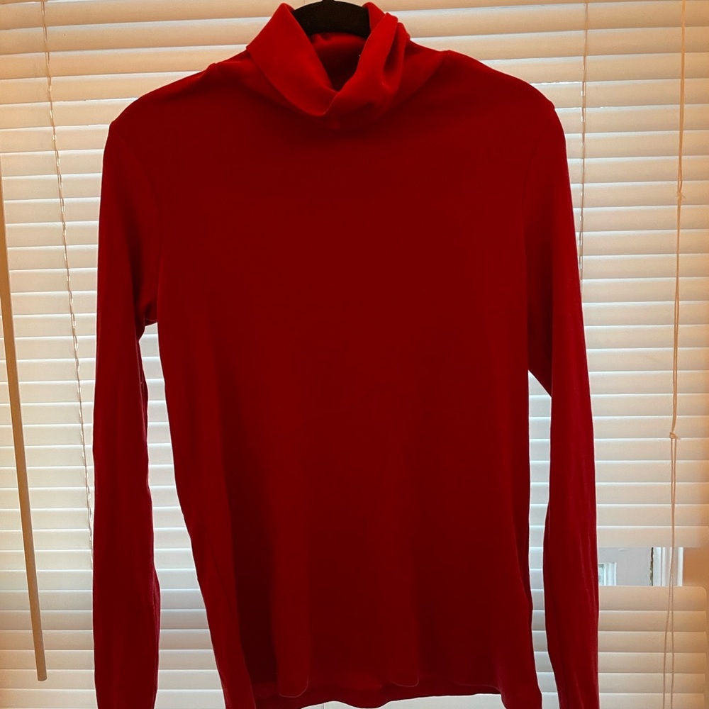 Long sleeve turtleneck